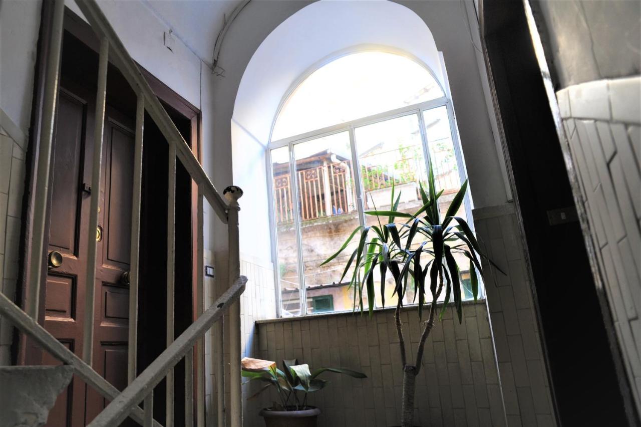 Bed and Breakfast A Due Passi Dal Museo Neapel Exterior foto