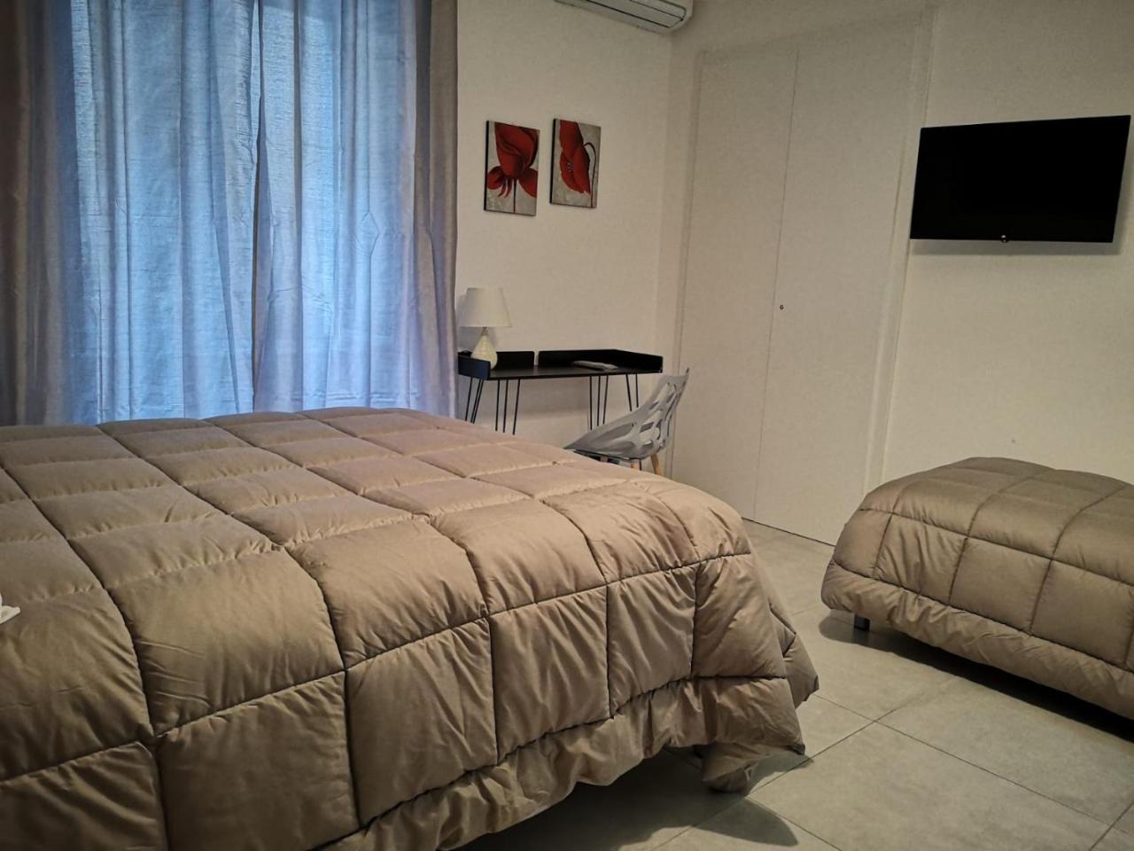 Bed and Breakfast A Due Passi Dal Museo Neapel Exterior foto