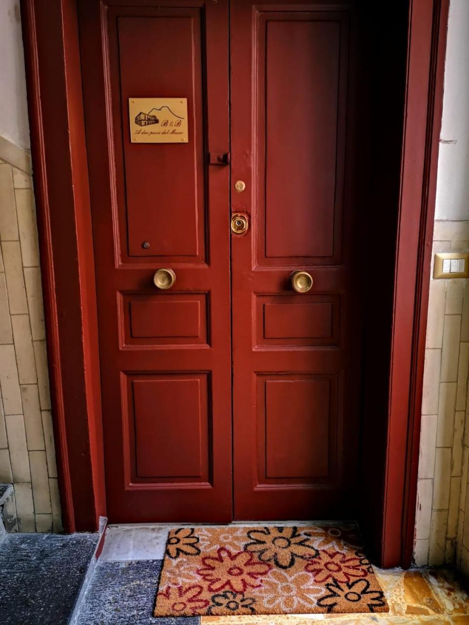 Bed and Breakfast A Due Passi Dal Museo Neapel Exterior foto