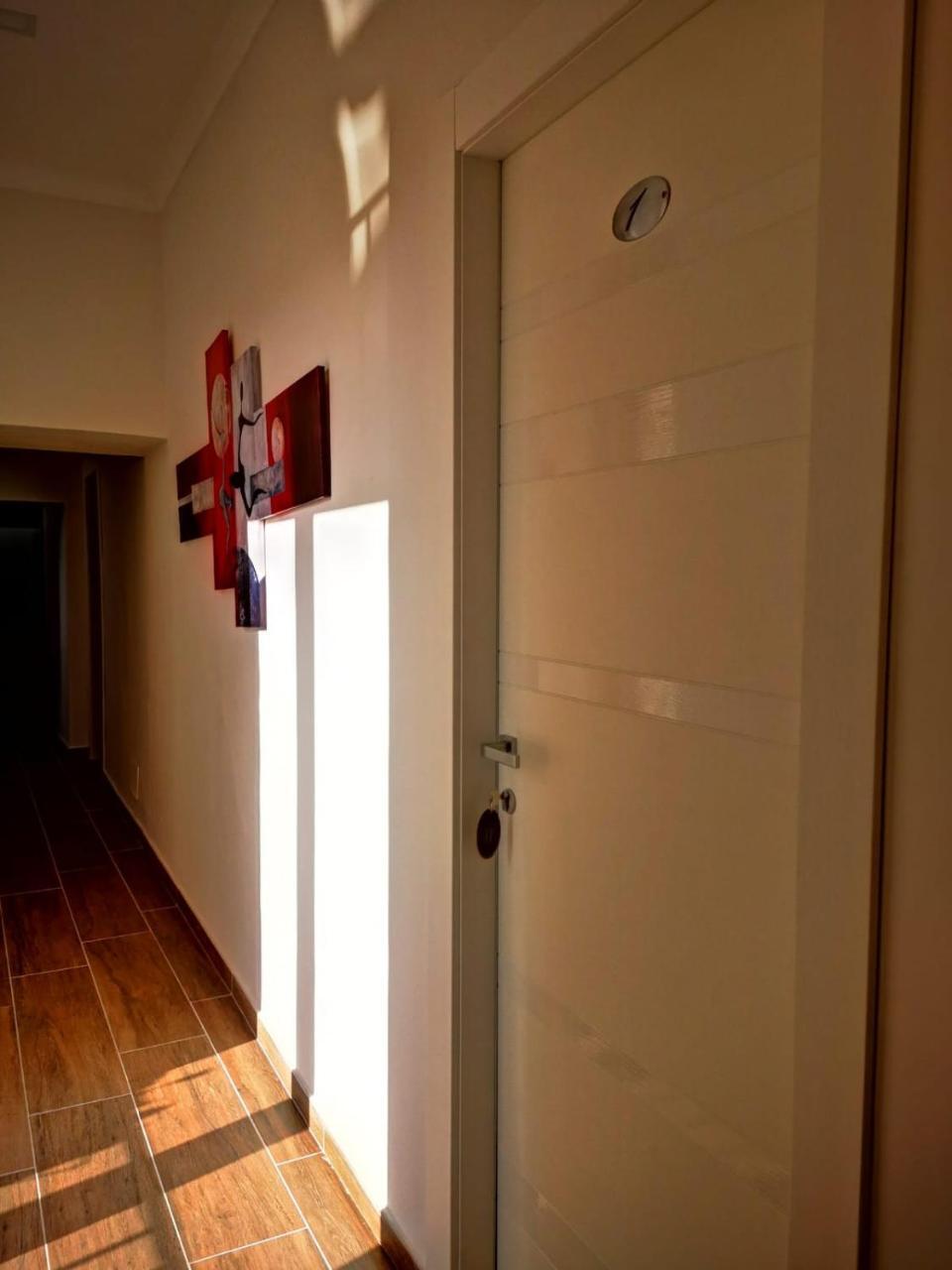 Bed and Breakfast A Due Passi Dal Museo Neapel Exterior foto