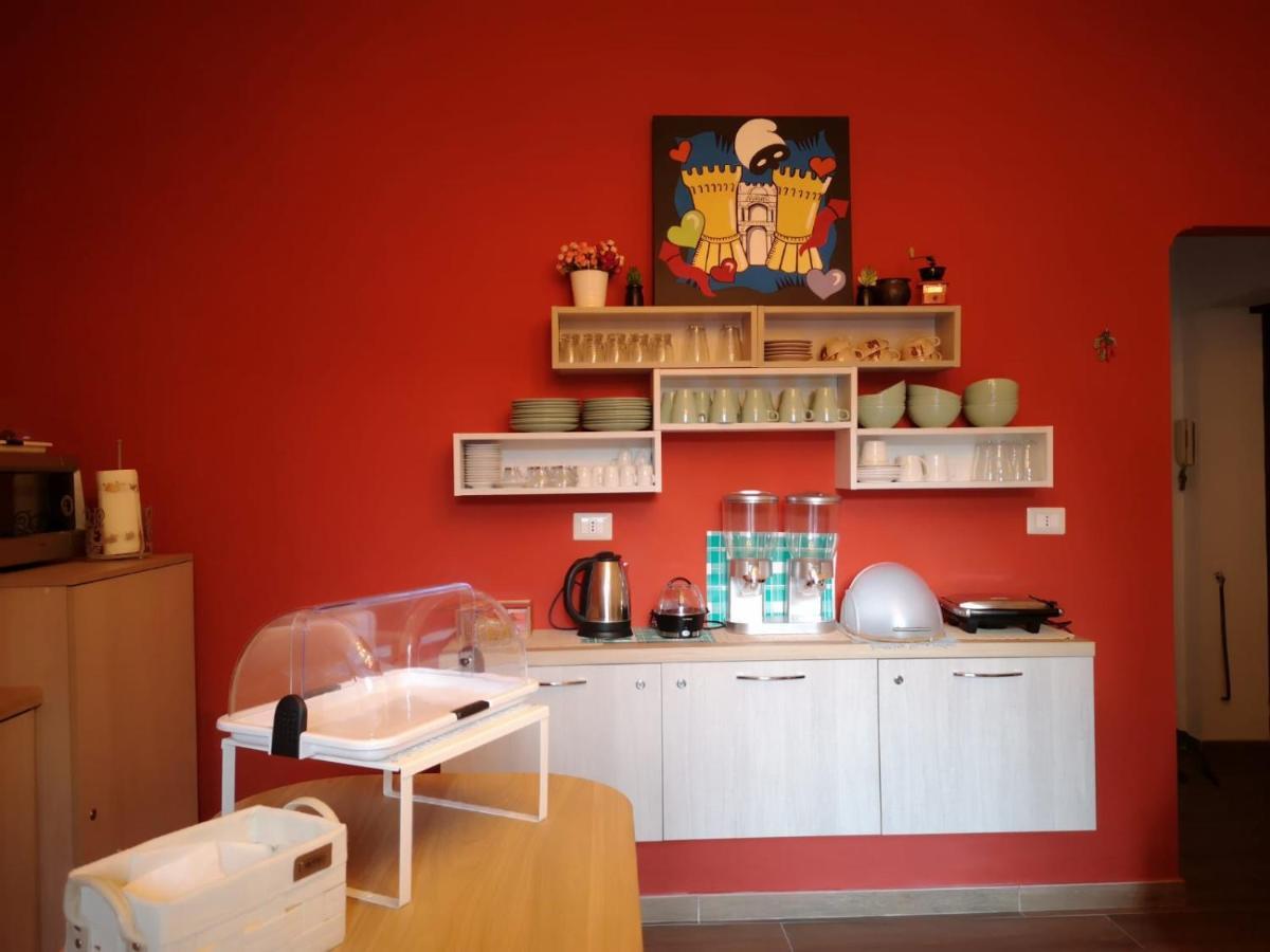 Bed and Breakfast A Due Passi Dal Museo Neapel Exterior foto
